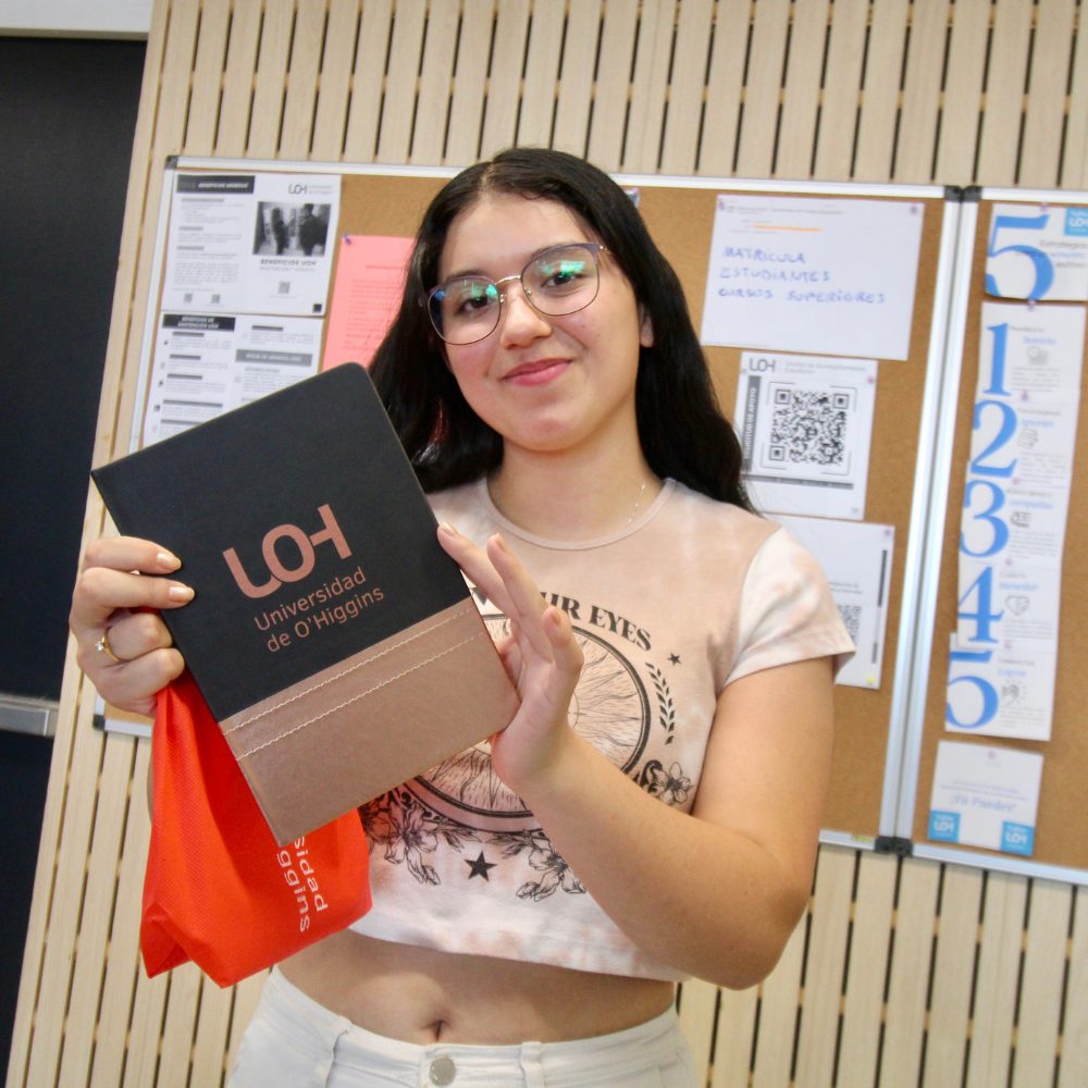 Desde Paredones a Medicina en la UOH: estudiante PACE fue habilitada para estudiar la carrera de sus sueños