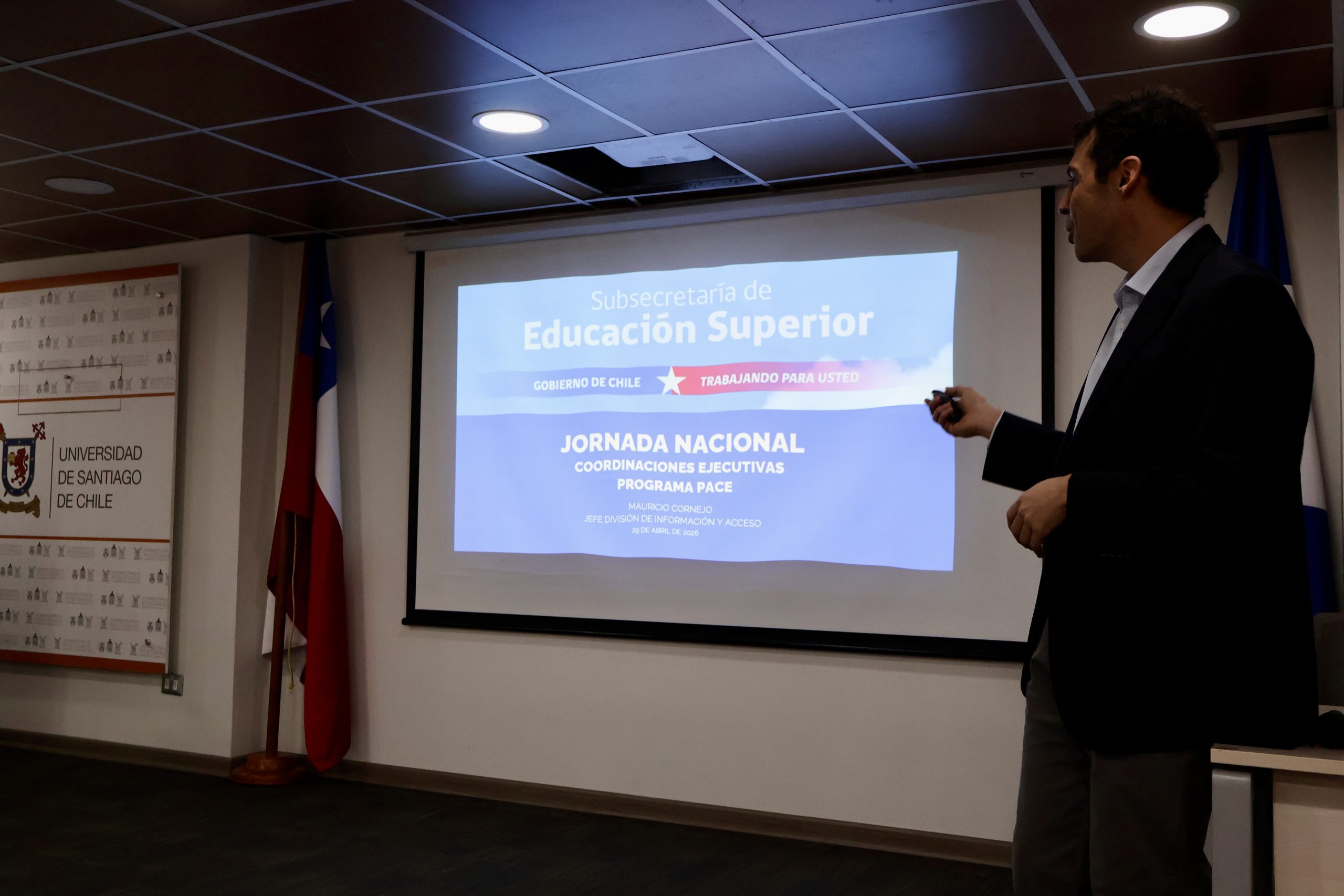 “El Programa PACE continúa”: jefe DIVIA de la Subsecretaría de Educación Superior expuso ante coordinaciones ejecutivas