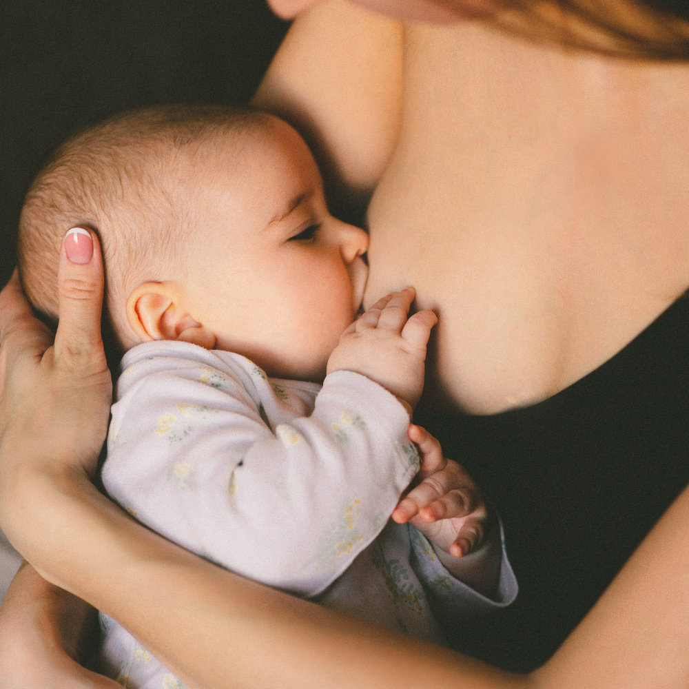 Lactancia materna prolongada: opción que trae beneficios al bebé y a la madre