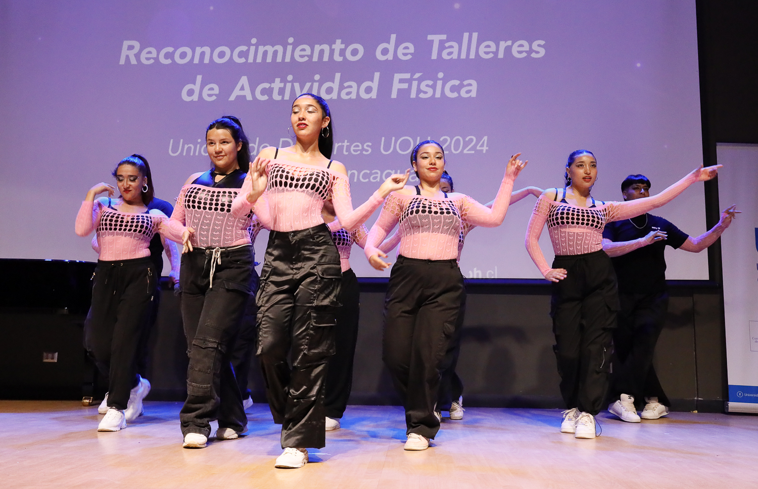 Nos vestimos de gala: Deportes UOH cerró el año reconociendo a deportistas destacados 2024