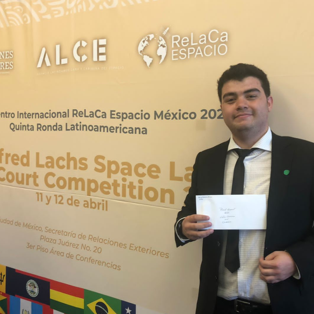 Estudiante de Derecho UOH obtiene premio internacional al Mejor Orador