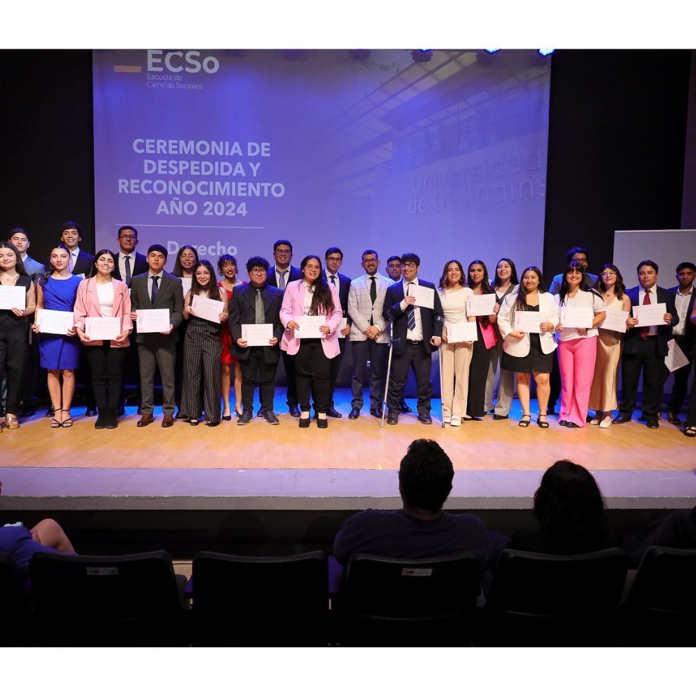Carrera de Derecho UOH celebró el egreso de su tercera generación en emotiva ceremonia