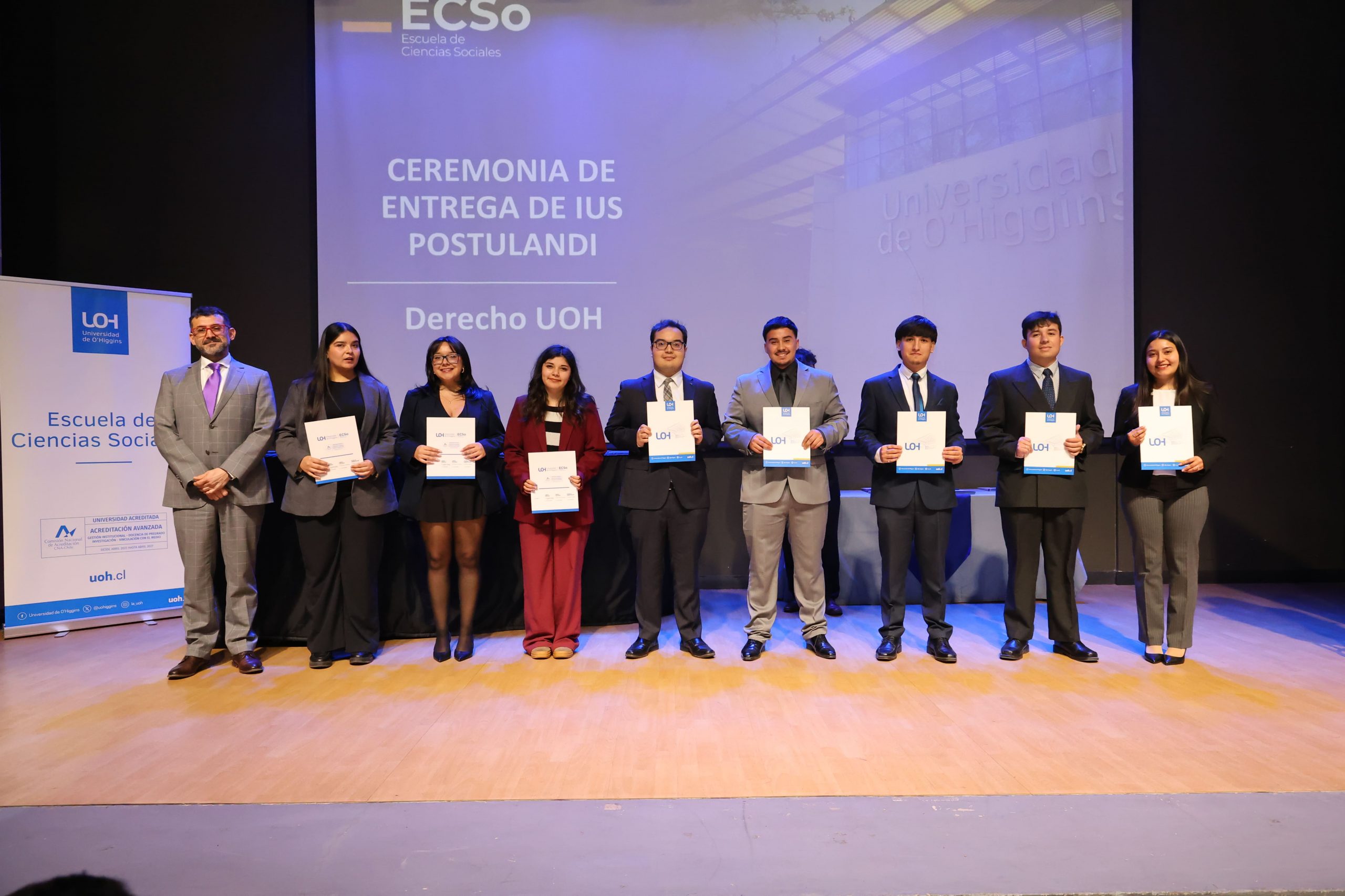 Estudiantes de Derecho alcanzaron importante hito con la entrega del certificado de Ius Postulandi