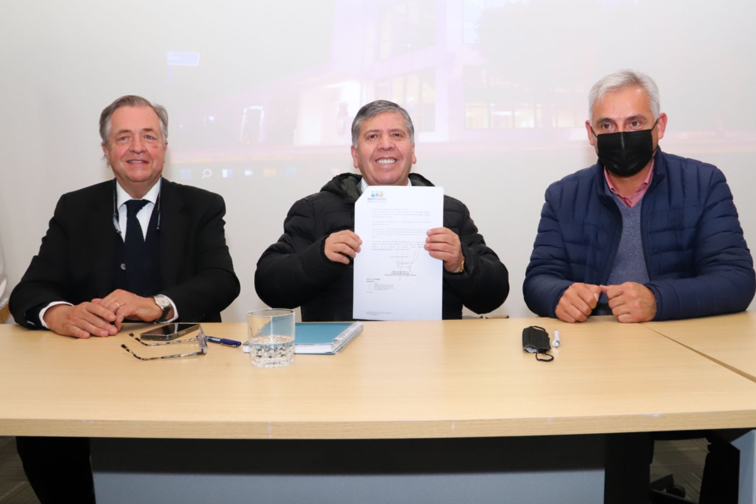 Gobierno Regional y la UOH firman adjudicación del diseño para el futuro Campus Rengo