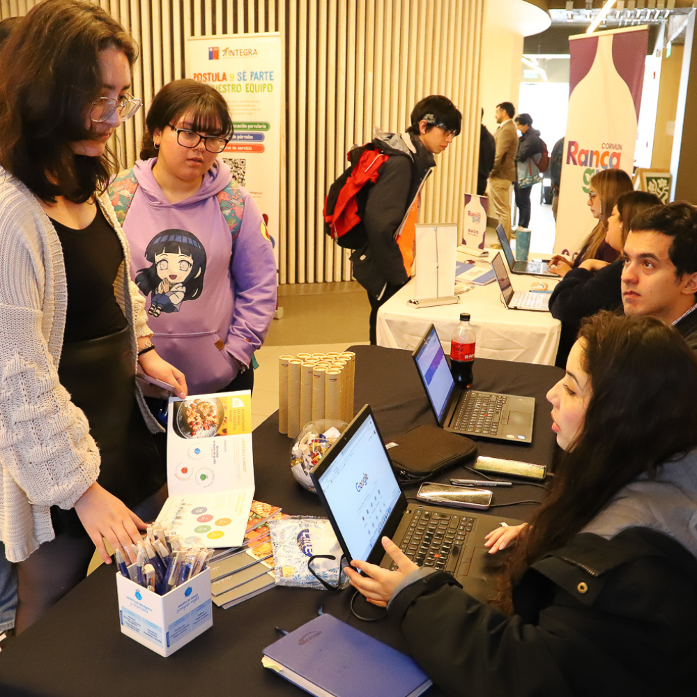 Estudiantes UOH se acercaron con éxito al mundo laboral a través de la Semana de la Empleabilidad