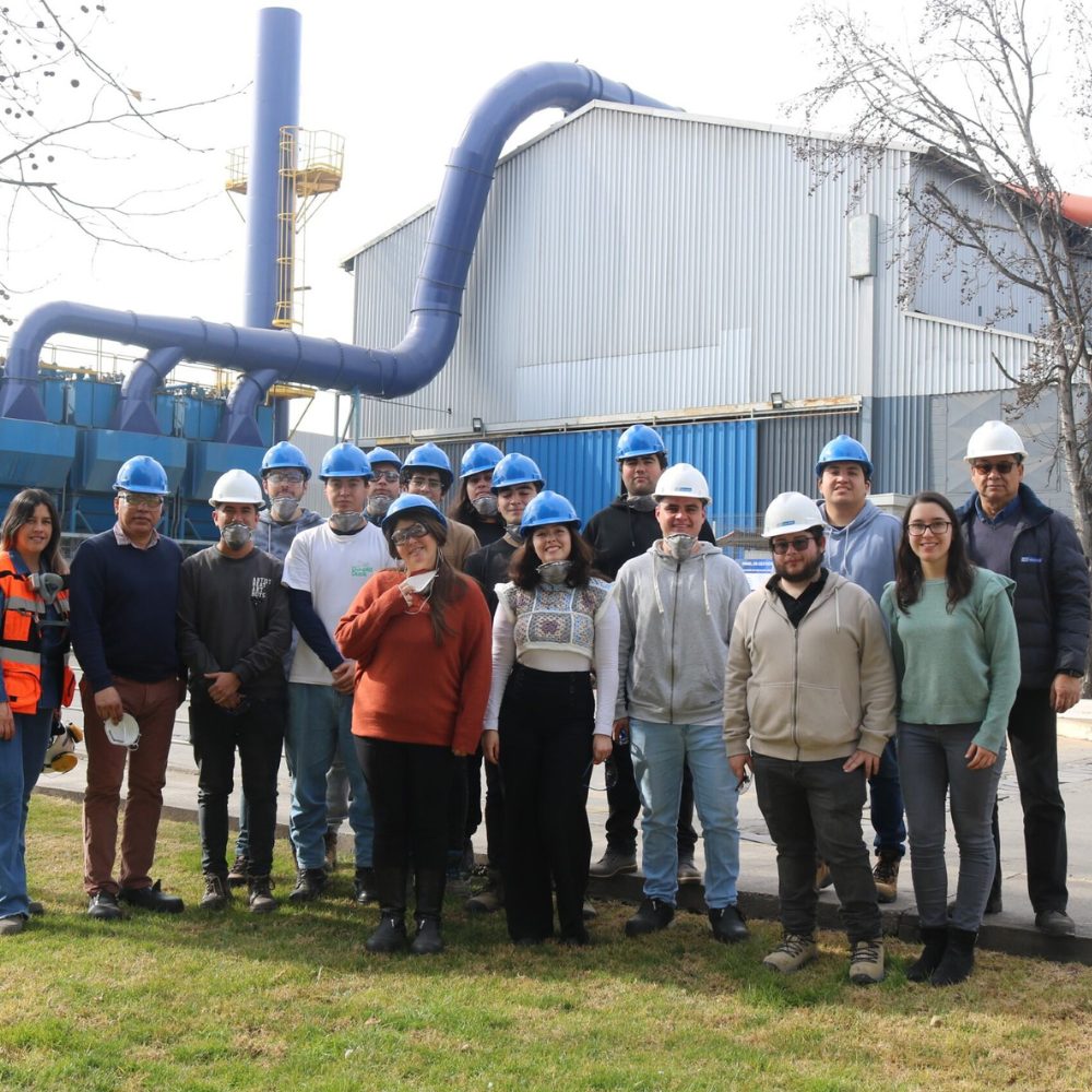 Estudiantes de Ingeniería Civil Mecánica conocieron procesos industriales en Elecmetal