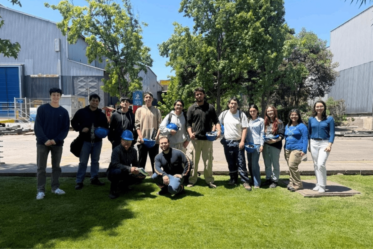 Estudiantes de Ingeniería Civil Mecánica UOH vivieron experiencia inmersiva en planta ME Elecmetal