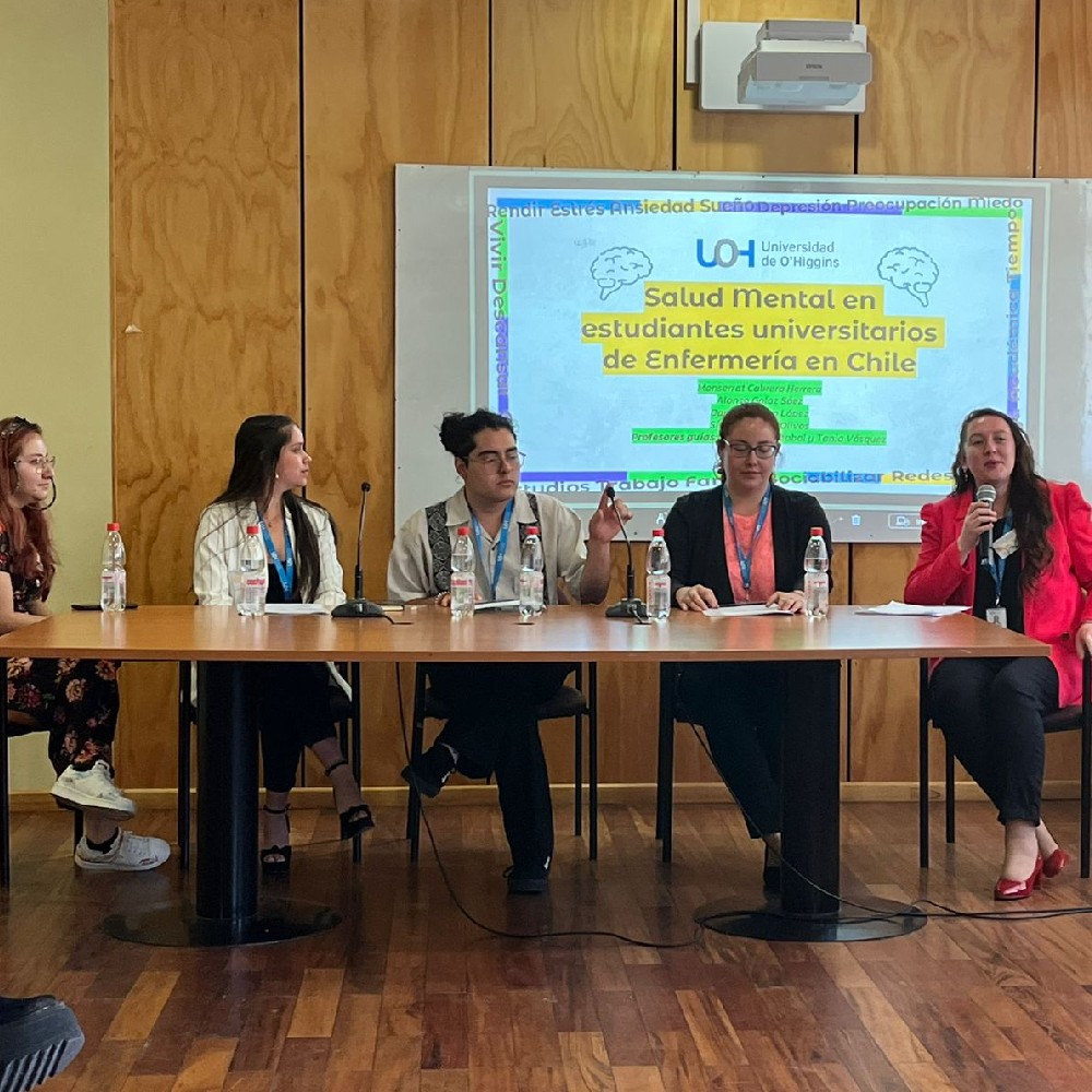Estudiantes de Enfermería expusieron en jornada internacional sobre la salud mental comunitaria