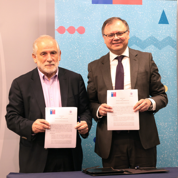 CUECH y MINVU firman convenio de colaboración para desarrollar investigación y promover políticas públicas