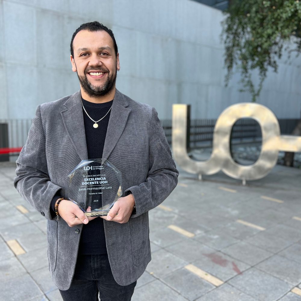 Docente adjunto de la Escuela de Salud fue uno de los galardonados con el premio Excelencia Docente