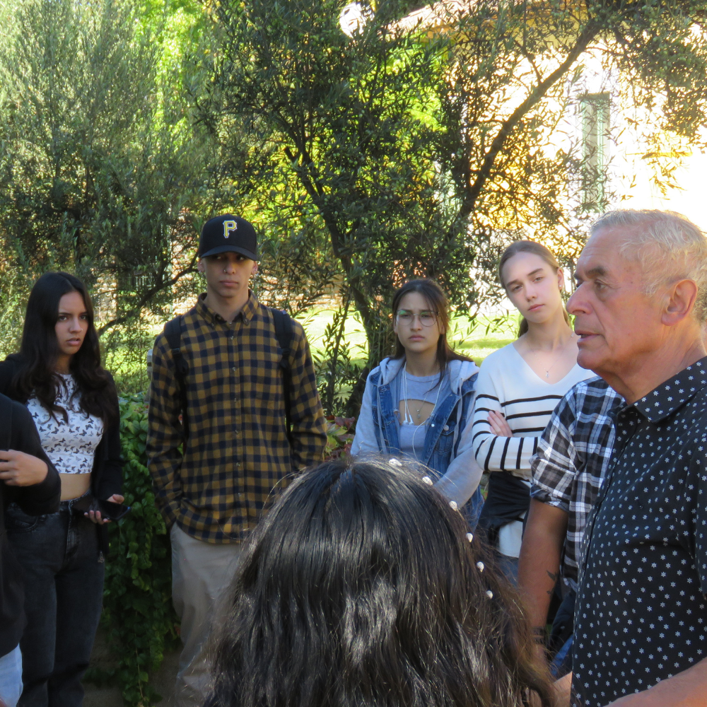 Estudiantes de primer año de Ingeniería Agronómica visitan Viña Clos Santa Ana y conocen producción  respetuosa con el medio ambiente