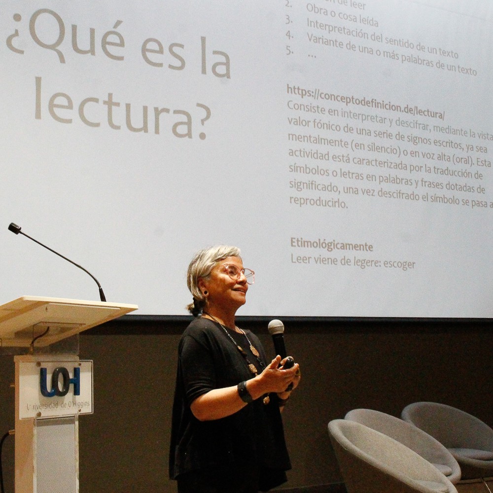 Sobre el fomento lector en literatura de primera infancia se debatió en la UOH