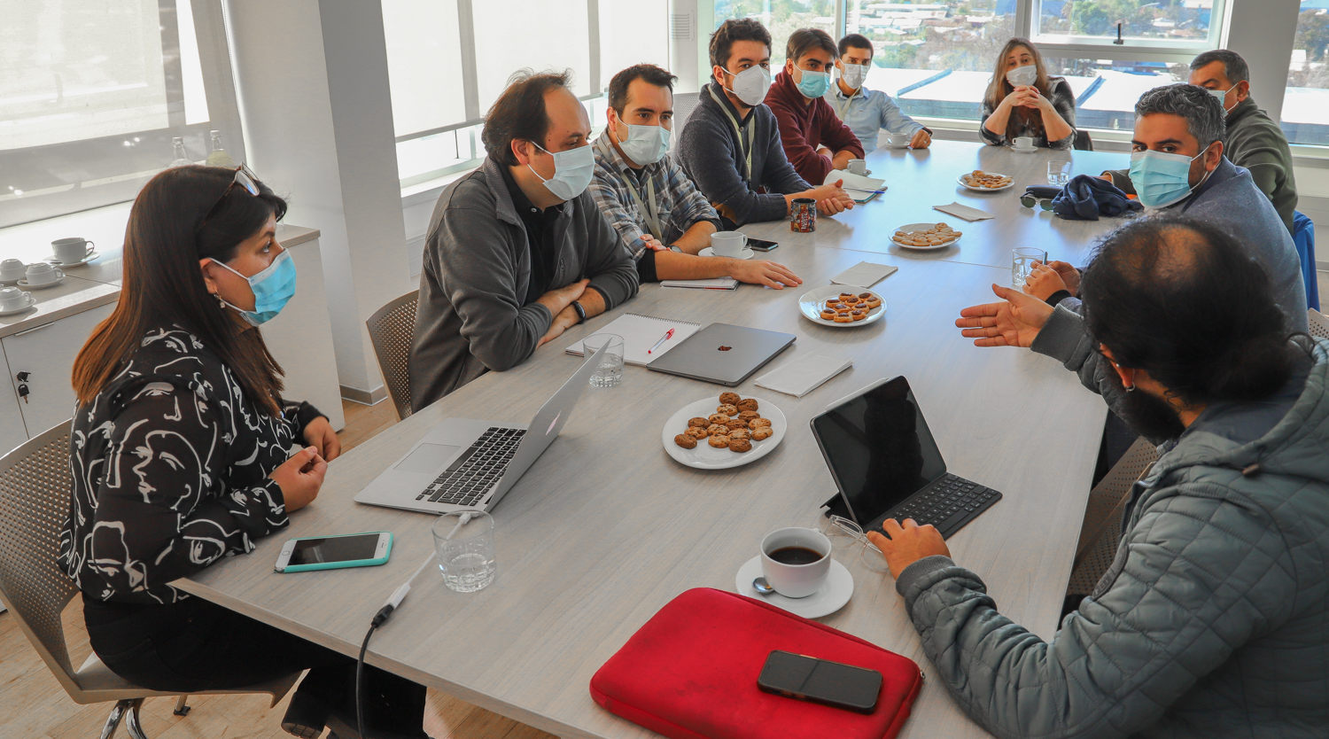 Lazos de trabajo con seremi de Energía