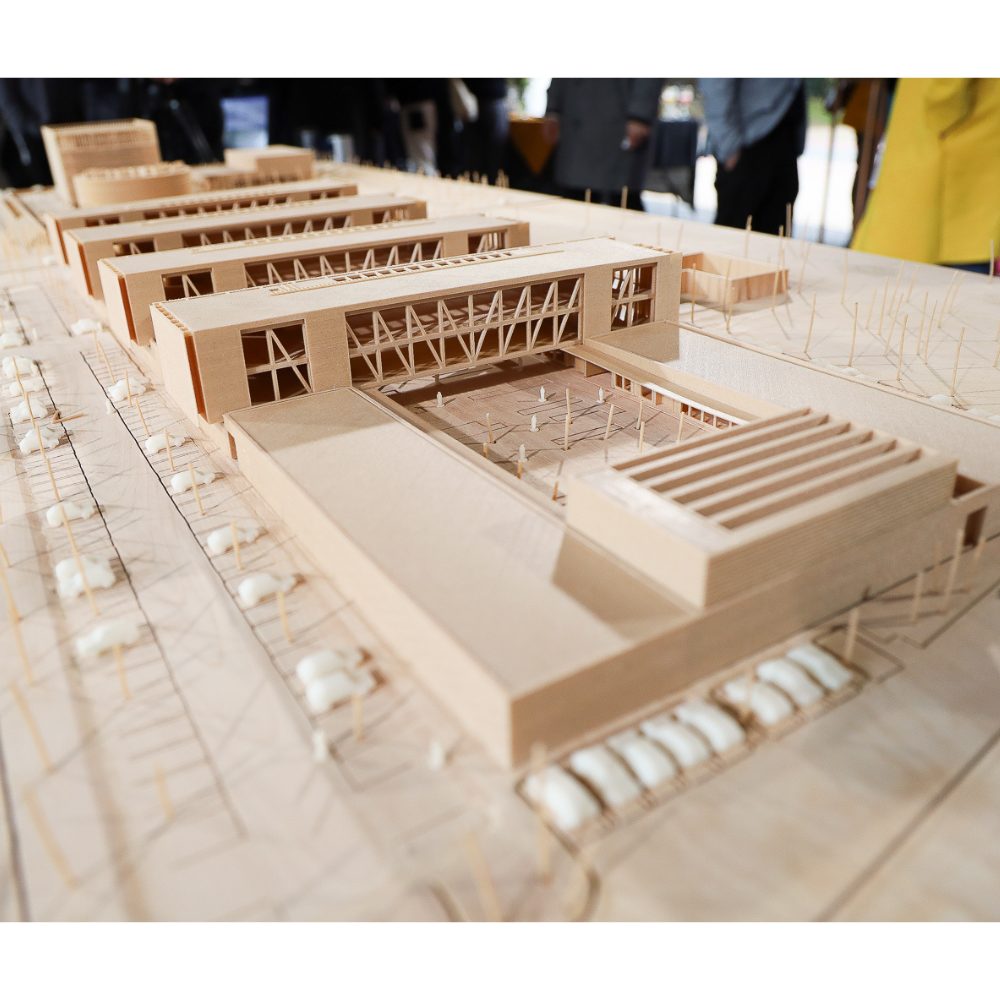 Ministro de Educación encabeza presentación de la maqueta del nuevo Campus de Ingeniería de la UOH
