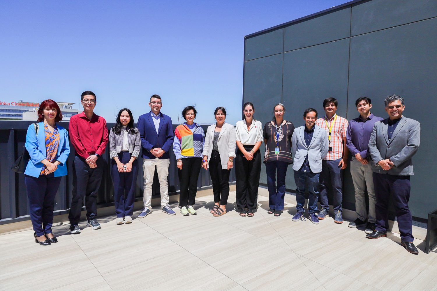 Visita embajadora de Tailandia