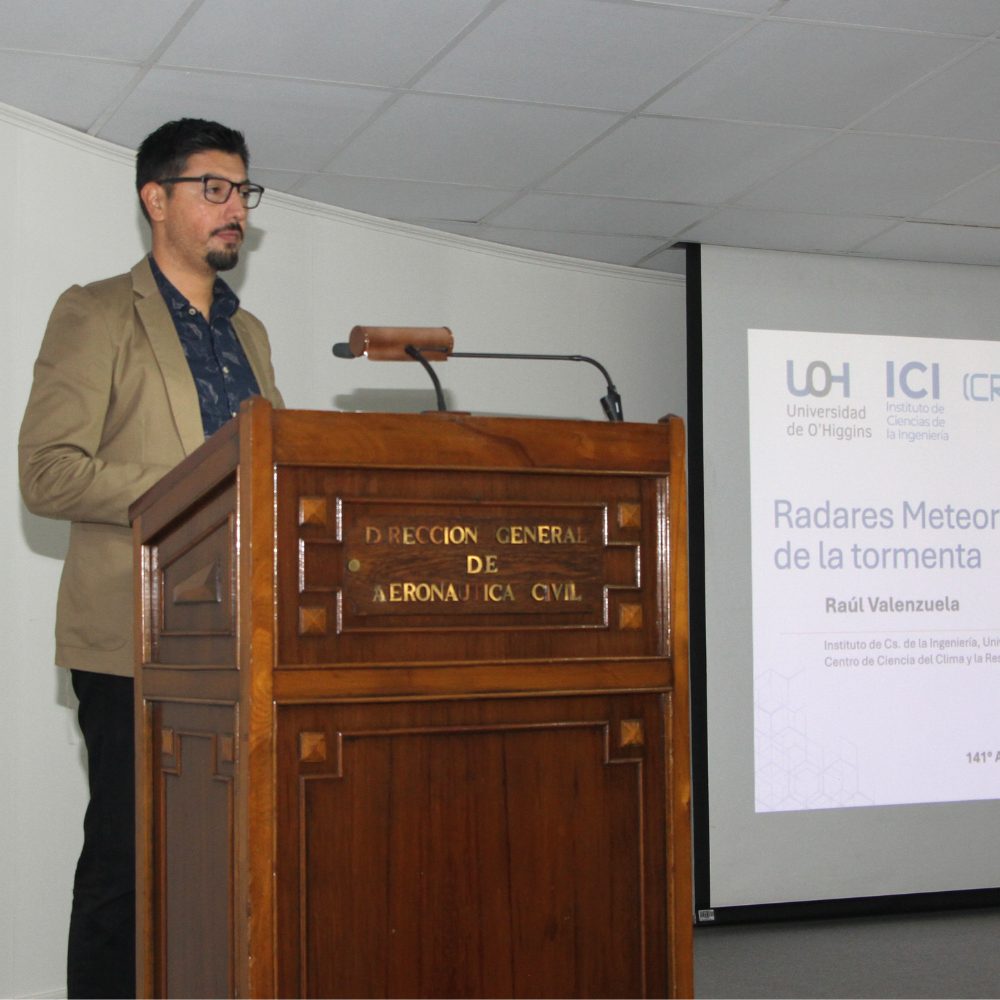 Académico Raúl Valenzuela realizó charla magistral en el aniversario 141 de la Dirección Meteorológica de Chile