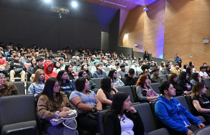 Con ingreso de mujeres al alza: nuevas/os estudiantes de la Escuela de Ingeniería dan sus primeros pasos en la UOH