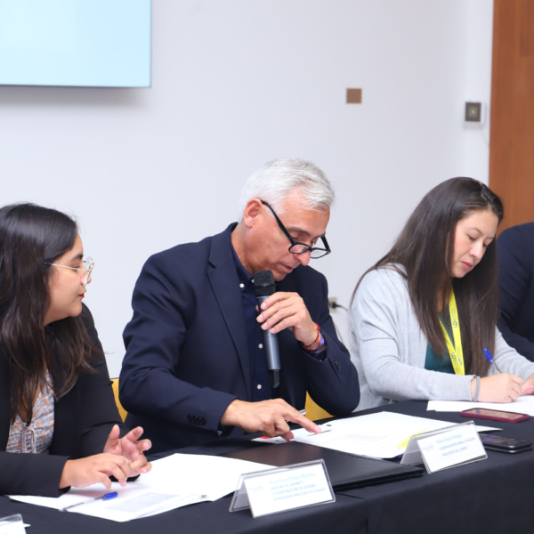 UOH participa de Comité de Desarrollo Productivo para avanzar hacia la descentralización