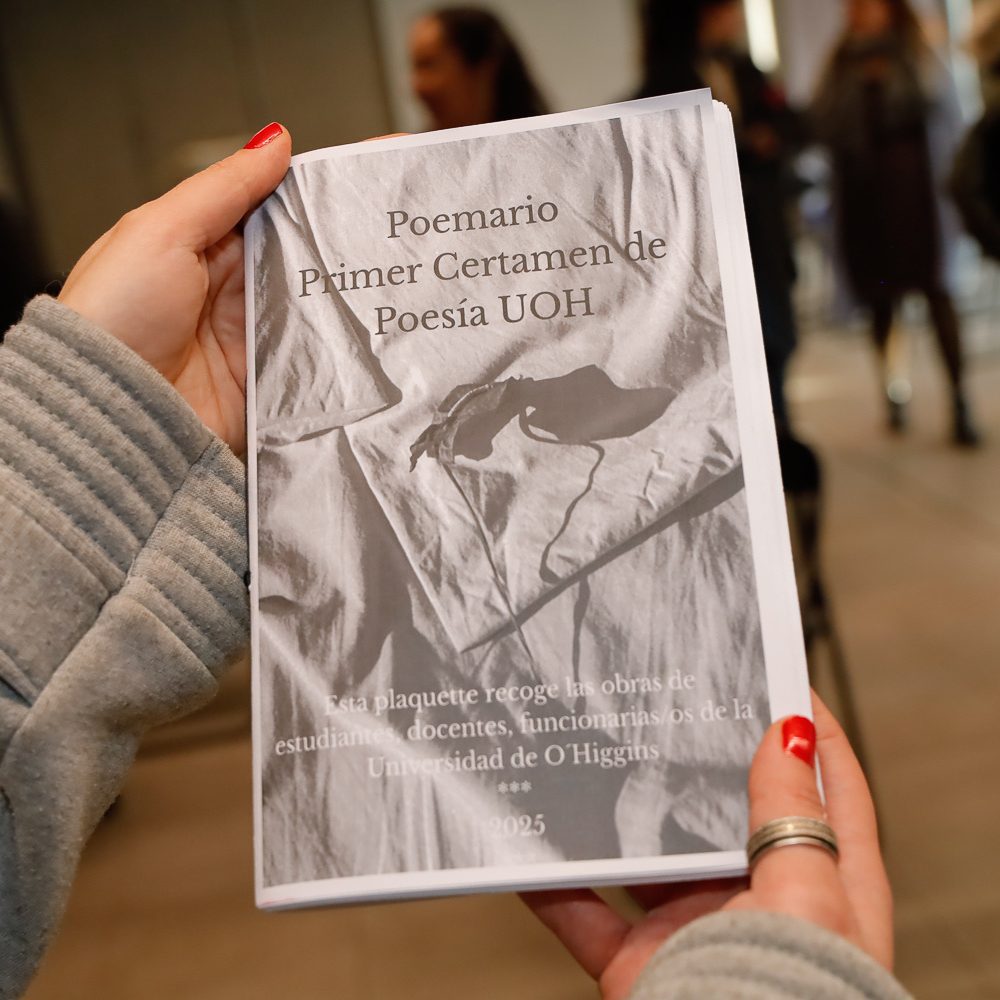 Universidad de talentos: comunidad UOH demuestra su amor por las letras en el Primer Certamen de Poesía