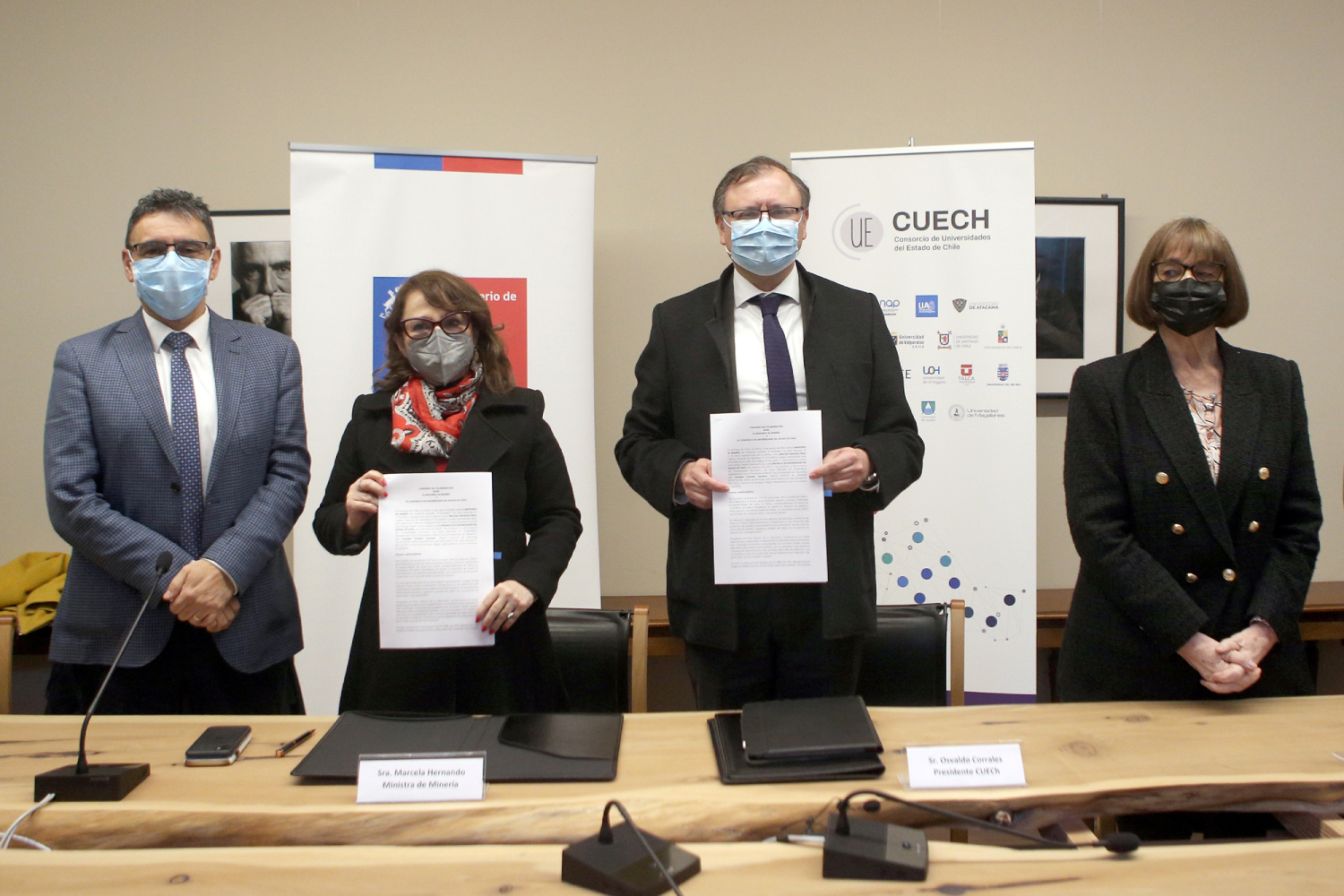 Ministerio de Minería y CUECH firman convenio para desarrollar política integral en torno al litio