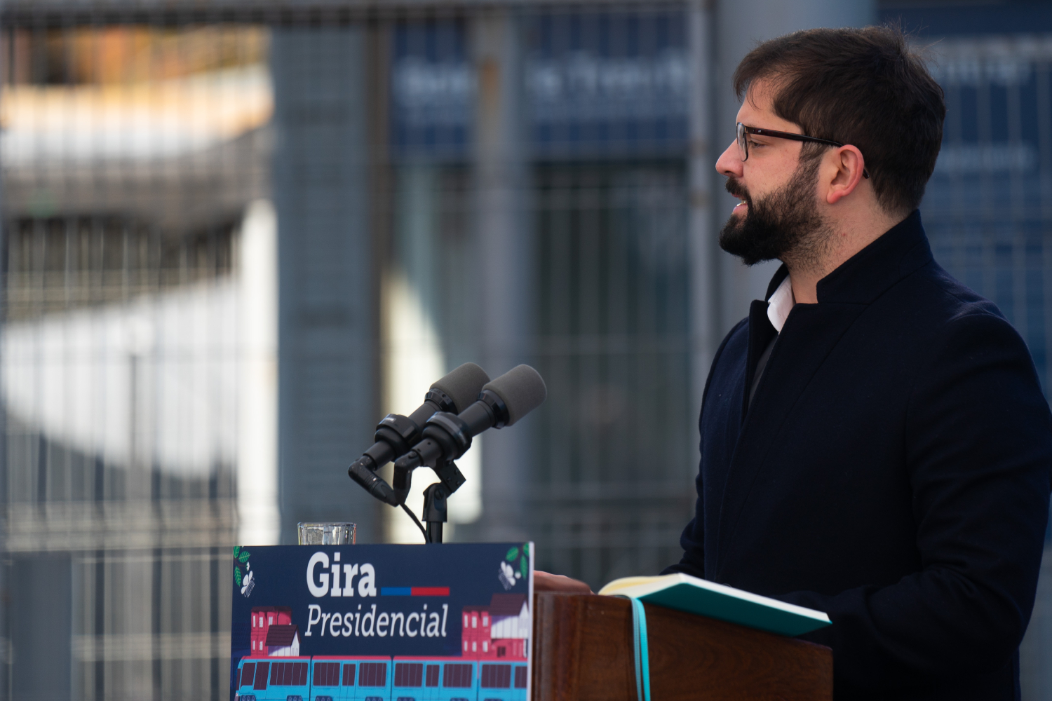 Presidente Gabriel Boric destaca labor de la UOH