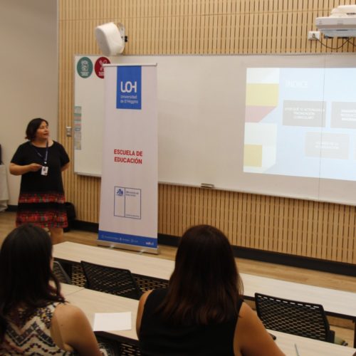 Autoridades, docentes y estudiantes de la Escuela de Educación se interiorizaron sobre la actualización de la Priorización Curricular