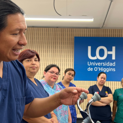 Escuela de Salud capacitó a asistentes de cuidados para atender a personas en situación de dependencia