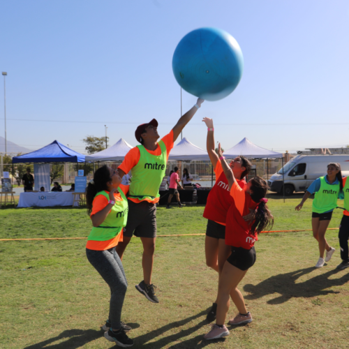 Actividades refrescantes y nuevas amistades marcan Bienvenida Deportiva UOH