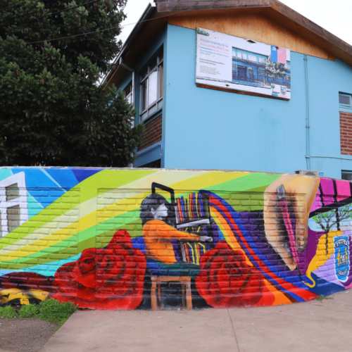UOH y Escuela Laura Matus de Doñihue inauguran mural para el reencanto patrimonial