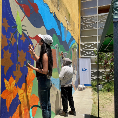 UOH y estudiantes de Pichidegua pintaron mural científico que fomenta cuidado de la naturaleza