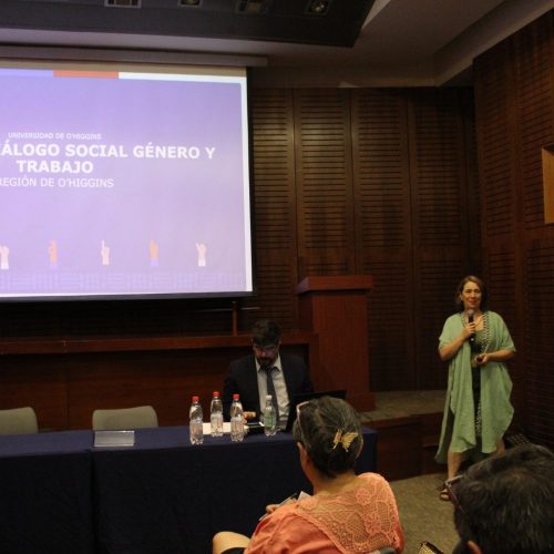 UOH expone en seminario nacional de diálogo social