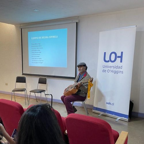UOH y la Red de Canto a lo Poeta impartieron taller de poesía popular a estudiantes del Liceo de Lolol