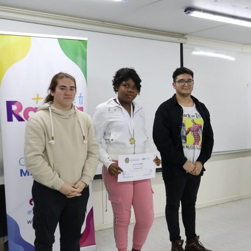 Migrantes haitianos son reconocidos por curso de español ELE desarrollado por la UOH y Municipalidad de Rancagua