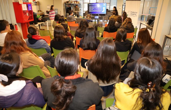 Charla de mujeres inspiradoras en tecnologia -6