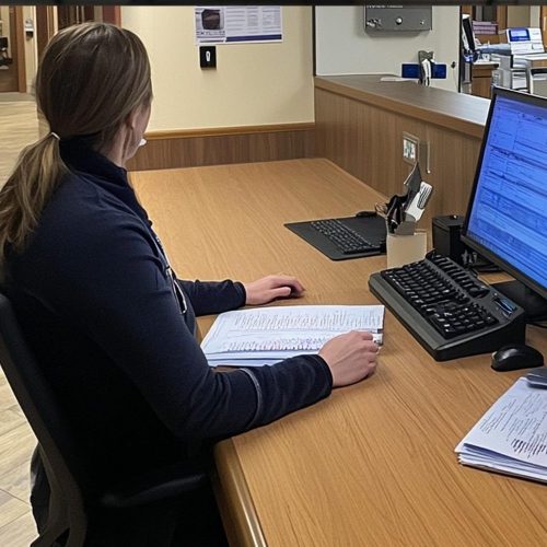 El dilema de las contratas: precariedad laboral en el servicio público chileno