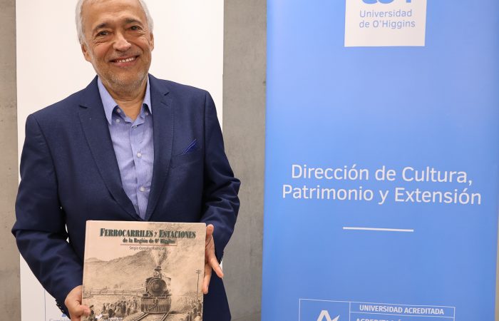 Libro Ferrocarriles y estaciones