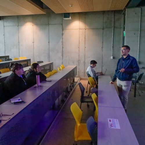 UOH fomenta la retroalimentación y el desarrollo continuo con el Proceso de Calificaciones 2024-2025