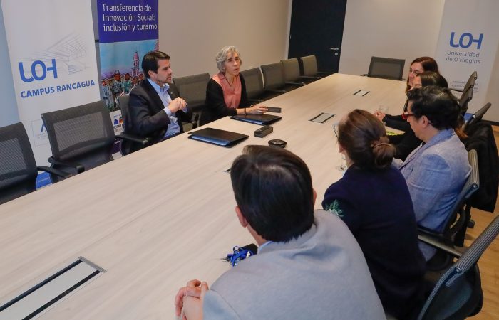 Firma de convenio Universidad de Chubut (1 de 6) Firma de convenio Universidad de Chubut (1 de 6)