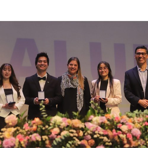 Un camino de vocación y esfuerzo: Escuela de Salud tituló a 88 profesionales comprometidas/os con el bienestar de las personas
