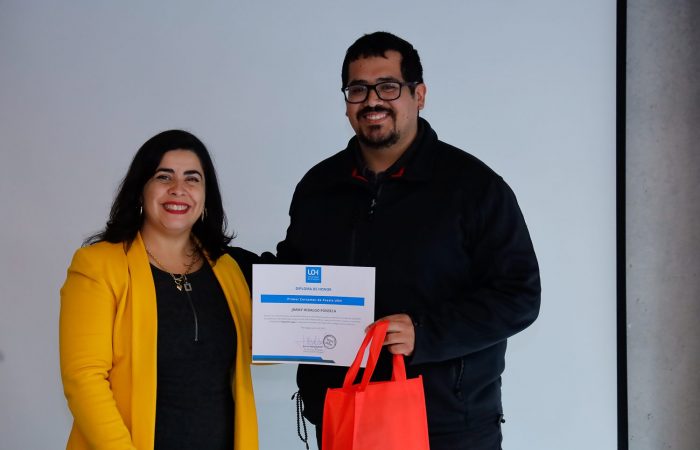 Ceremonia Certamen de Poesía (15 de 18) Primer Certamen de Poesía UOH