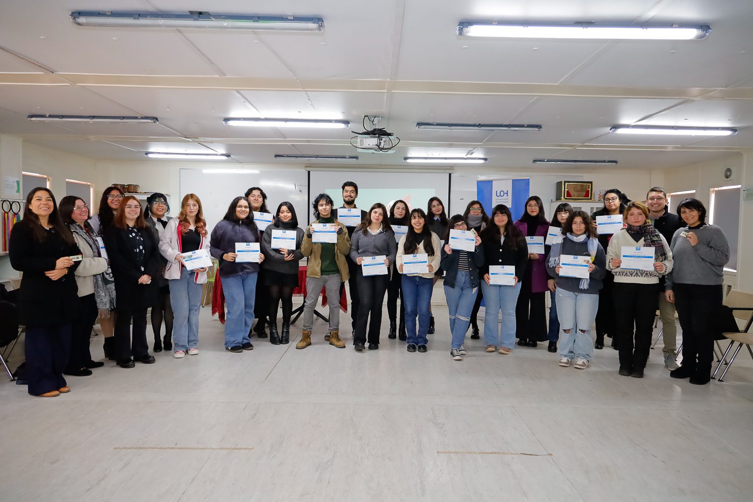 Formación global: UOH reconoce a estudiantes por participación en experiencia COIL