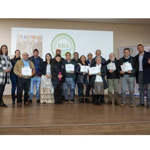 Ocho productores de O’Higgins obtienen por primera vez certificación que acredita bajo riesgo alimentario en sus procesos