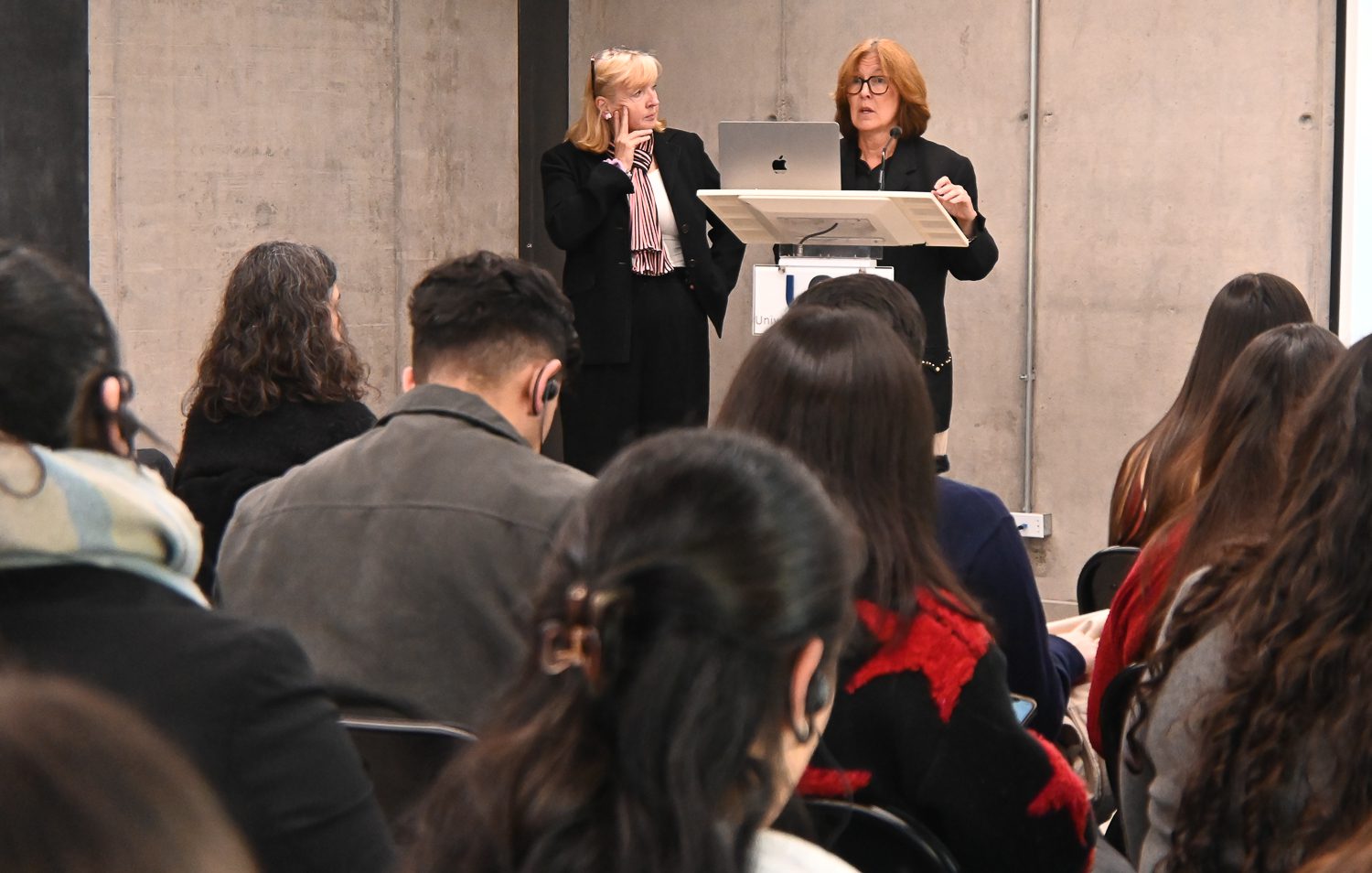 Destacadas académicas visitan la UOH para fortalecer redes en estudios sociolegales