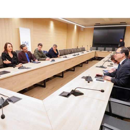 Fiscal Regional se reúne con la UOH buscando apoyo del Consorcio de Universidades del Estado