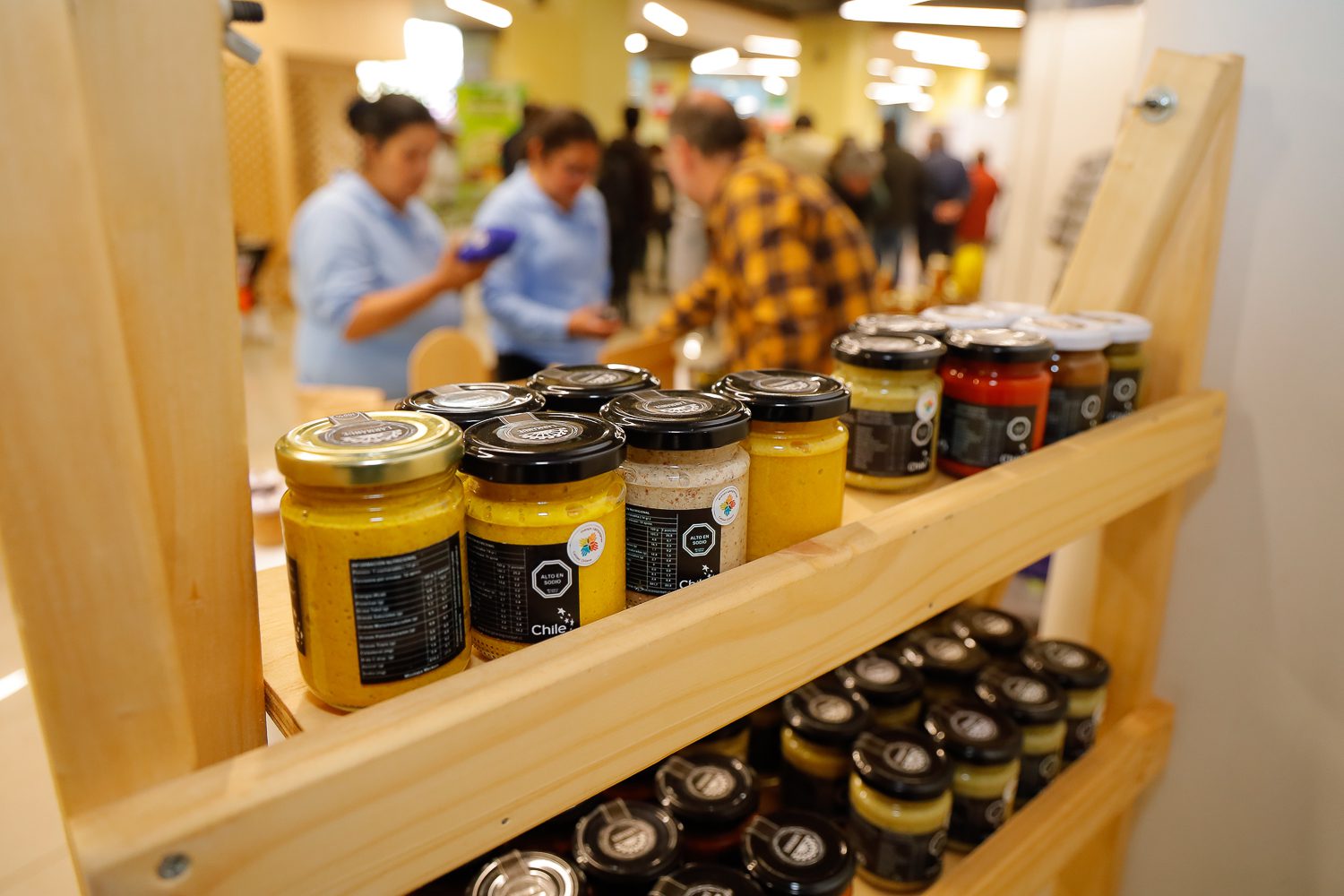 UOH recibió a productores con Sello RRA en mercadito abierto a la comunidad en Campus Rancagua