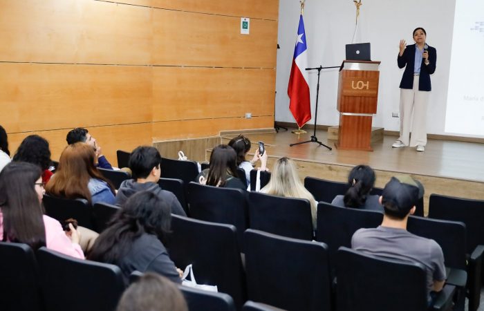 Charlas, operativos y experiencias que consolidan la formación integral en Medicina Veterinaria
