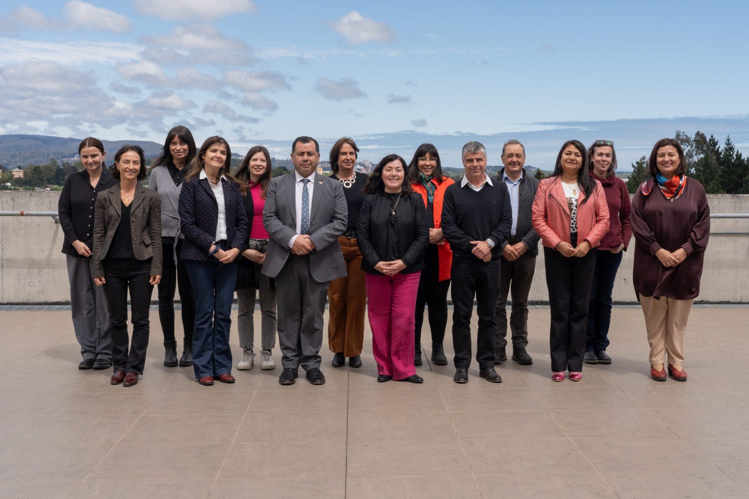 Seminario abordó estrategias para reducir el uso de antimicrobianos en la salmonicultura