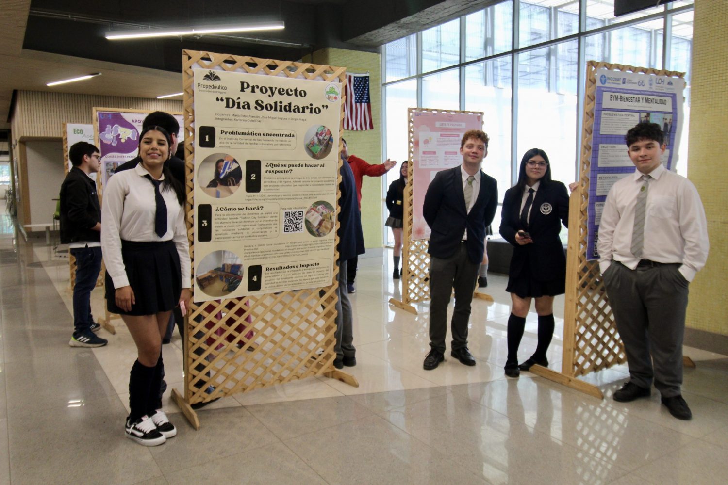 Estudiantes del Propedéutico UOH presentaron galería de posters con sus proyectos A+S