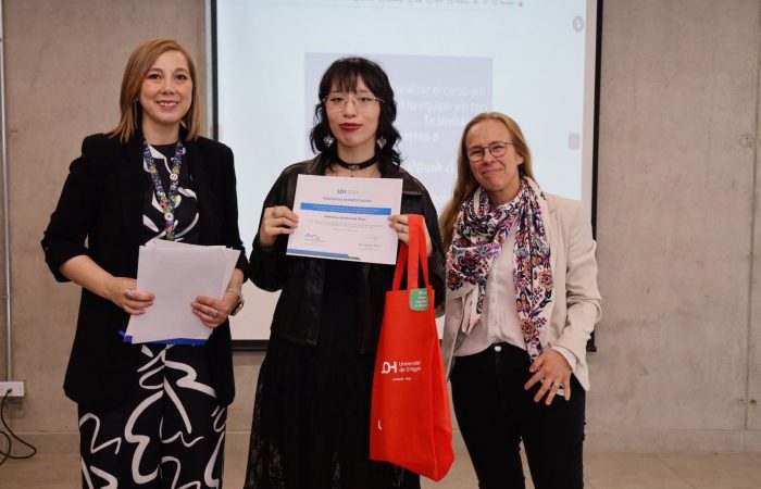 f9b5494b-4b62-4a28-af41-829bbfdf4dde Dirección de Salud Mental UOH desarrolló seminario de innovación digital para fortalecer el bienestar universitario