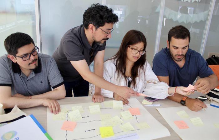 IMG_4084 PACE UOH comparte sus experiencias en Preparación en Enseñanza Media junto a sus pares de la U. de La Serena